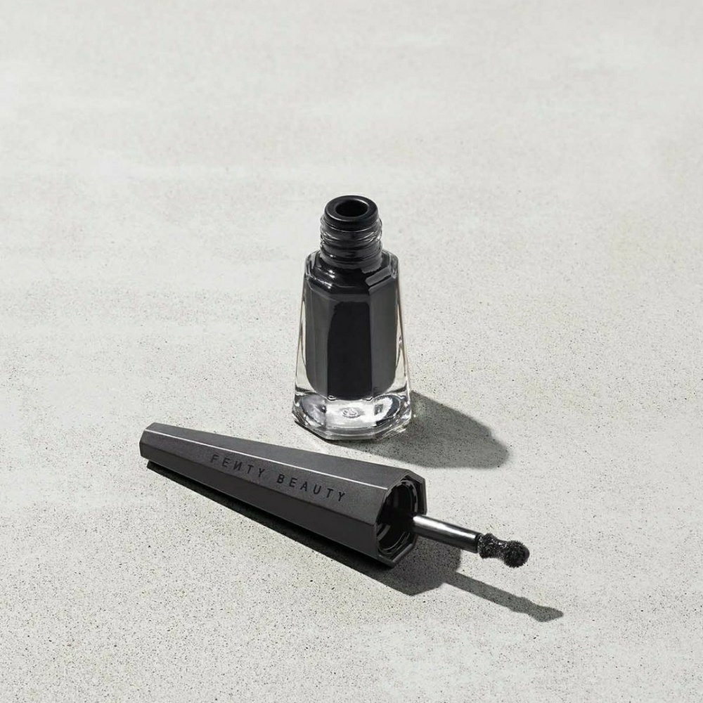 Fenty Stunna Lip Paint in UNINVITED